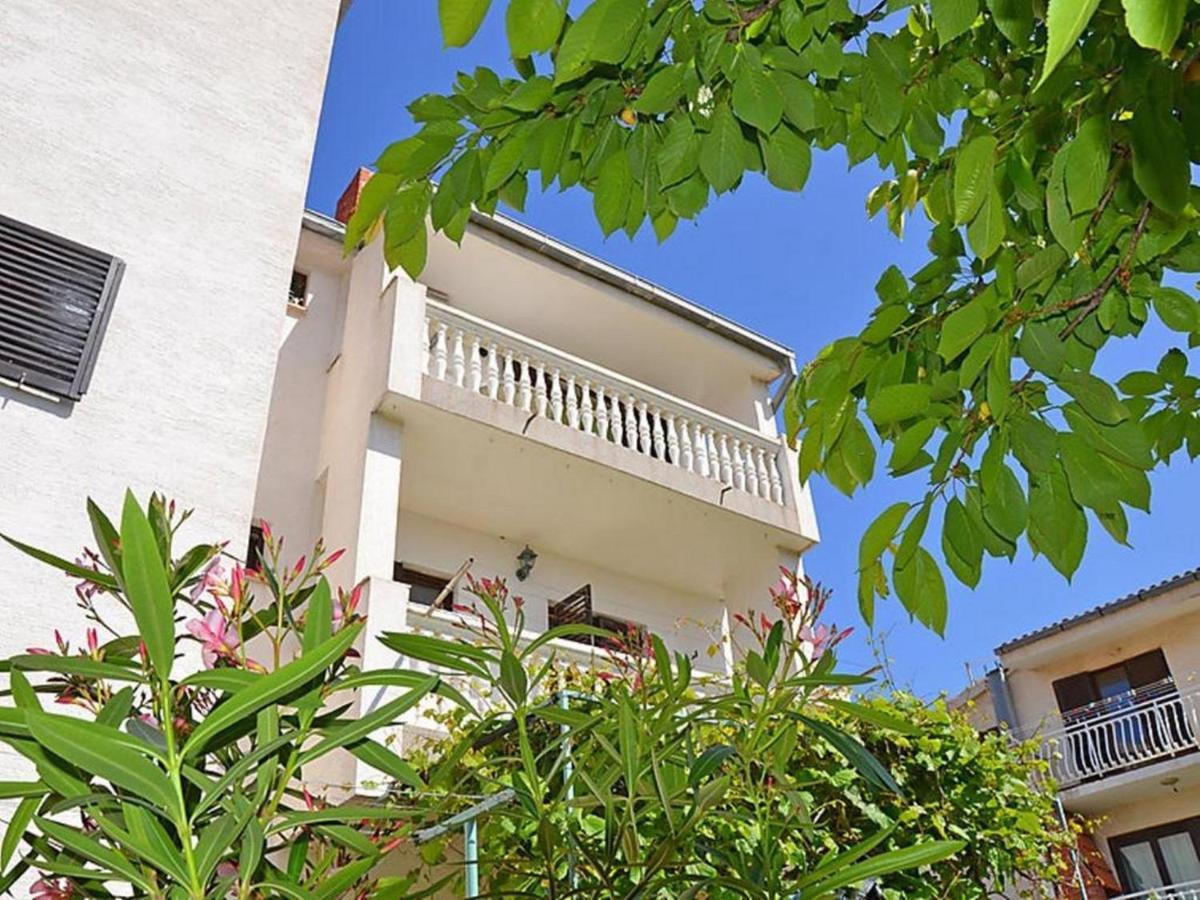 Apartments Zadro Tribunj  Exterior photo